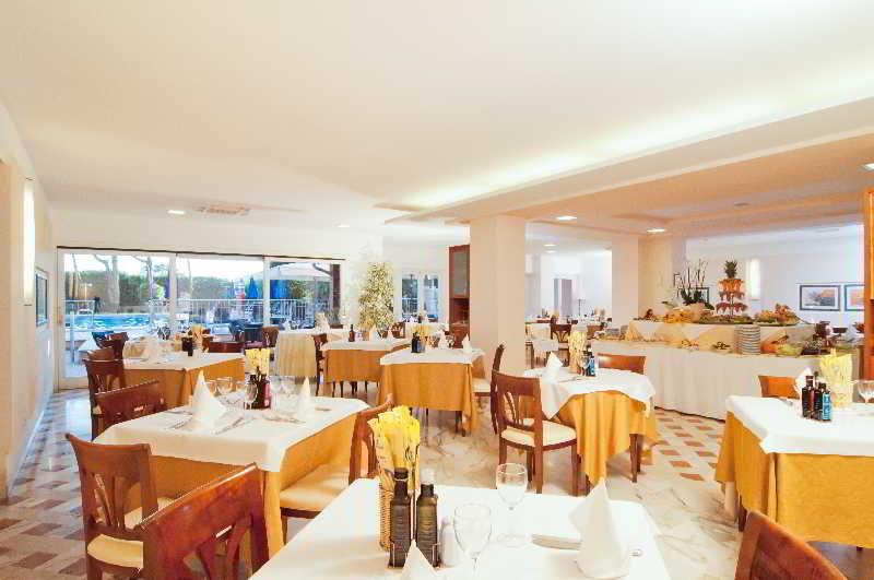 Versilia Palace Hotel Marina di Pietrasanta Exterior photo